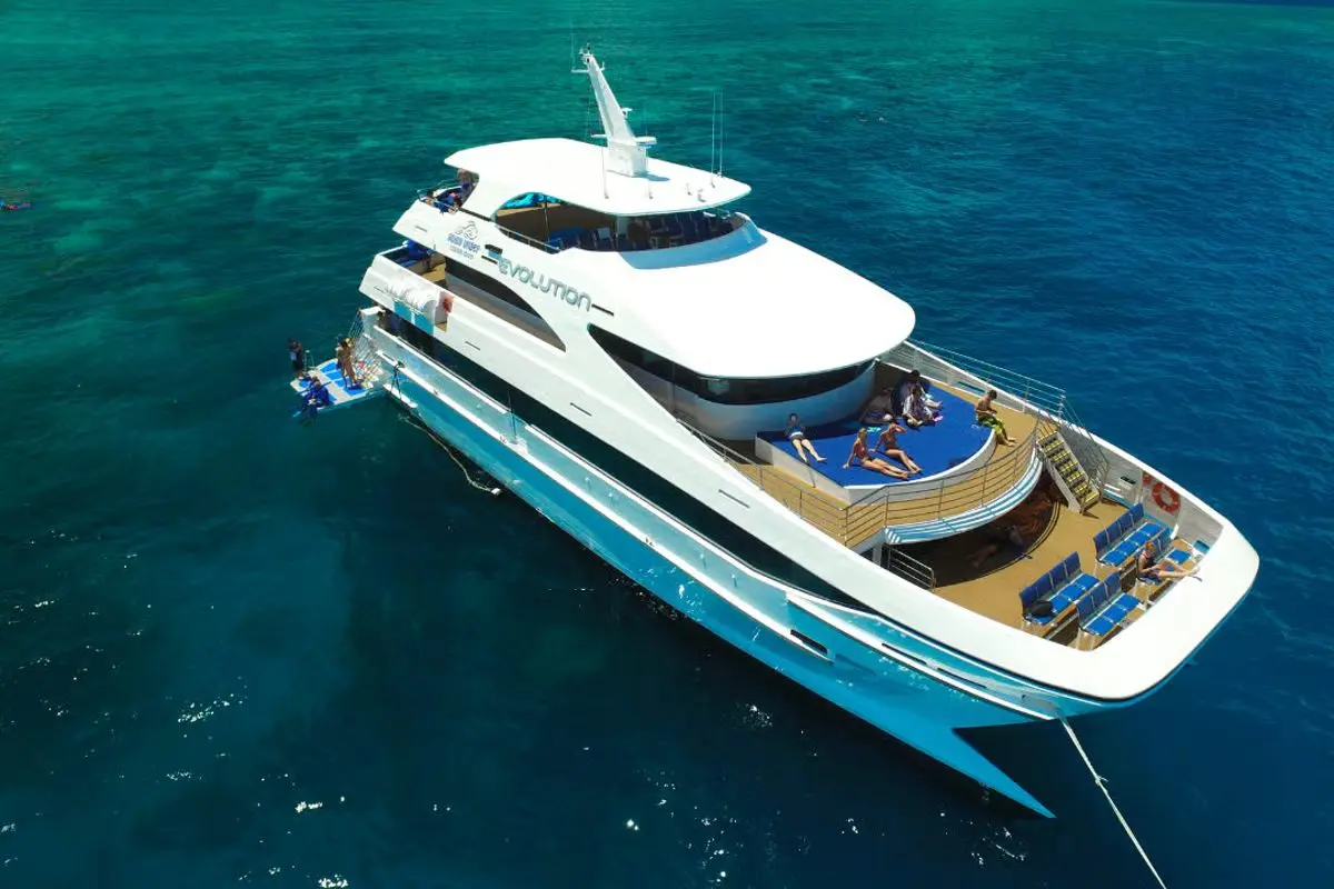 35 m superyacht anchored over the outer reef, Cairns